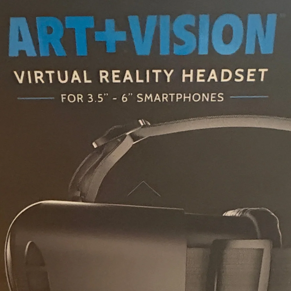 Black Virtual Reality Headset NWT